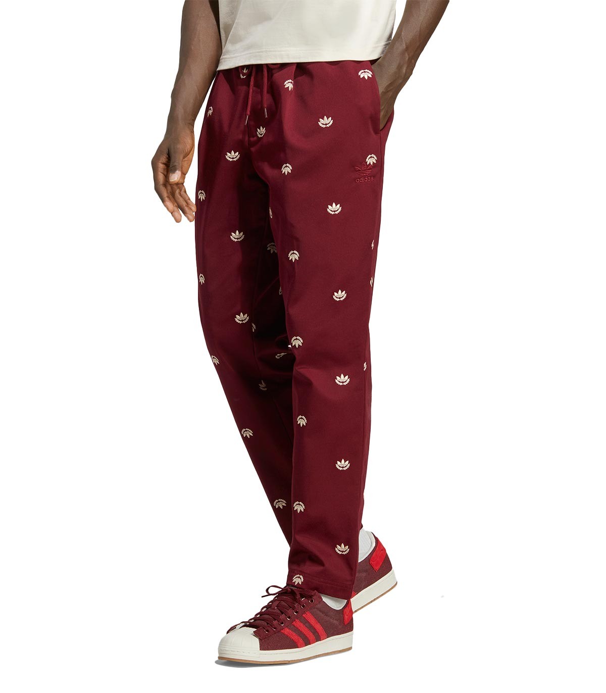 Adidas - Pantalón Chino con Logos Estampados - Marrón